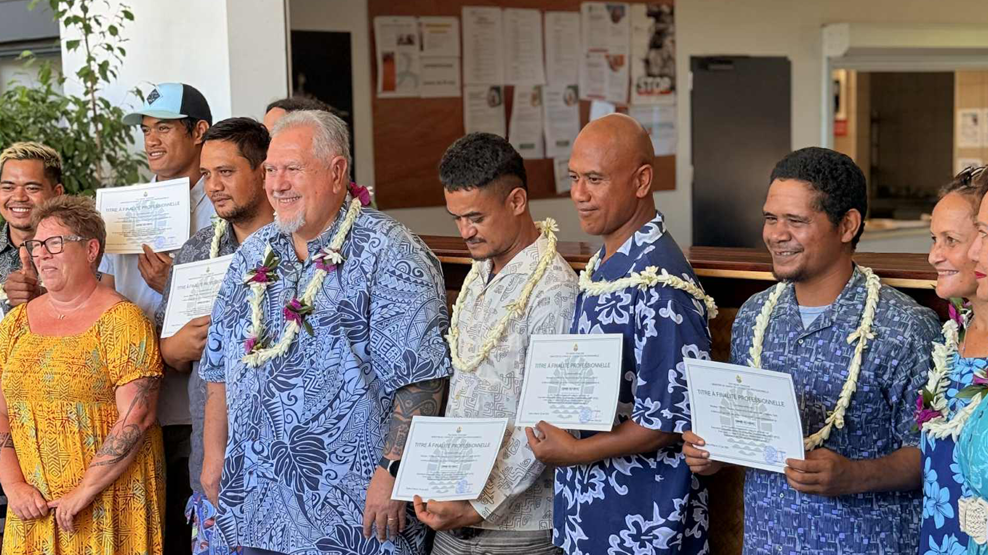 Remise de titres professionnels de commis de cuisine à l&rsquo;accueil Te Vaiete